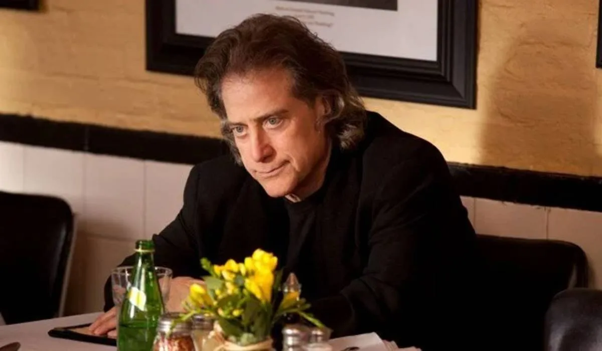 Ünlü komedyen ve oyuncu Richard Lewis yaşamını yitirdi