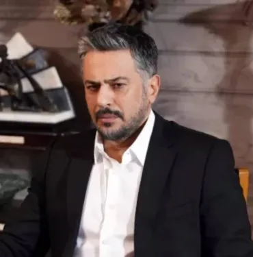 Yalı Çapkını'nın 'Orhan'ı Emre Altuğ'dan çarpıcı açıklamalar!