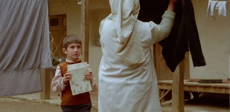 Arkadaşımın Evi Nerede filmi bugün TRT 2 ekranlarında! Filmin konusu ne?