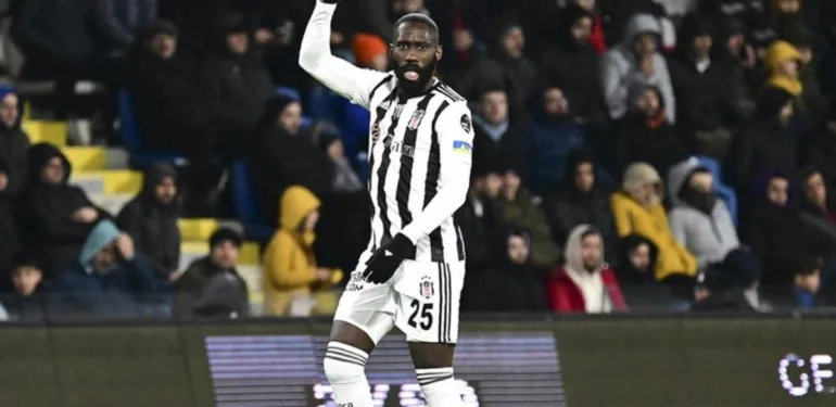 arthur masuaku