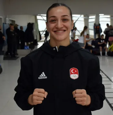 buse naz çakıroğlujpg