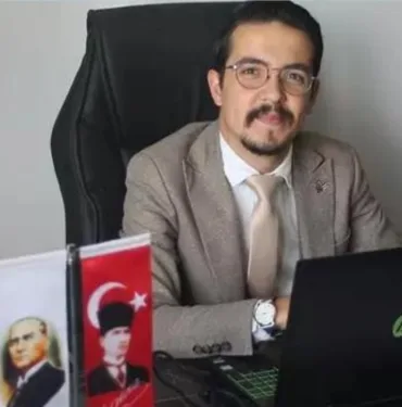 deniz onaç kimdir