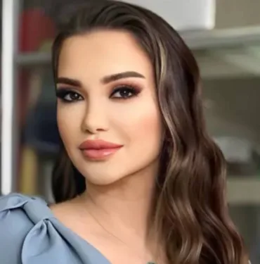 esra ezmeci