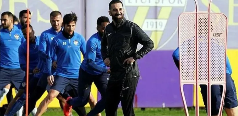 Eyüpspor maç biletleri fiyatını sabitledi: ‘Kapalı gişe yapmaya davet ediyoruz’