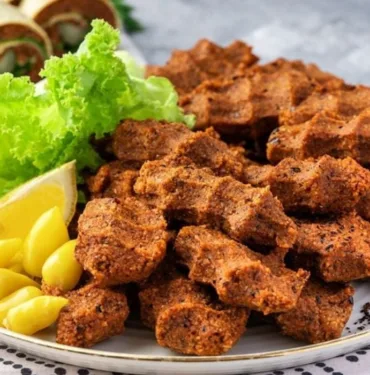 gelinim mutfakta çiğ köfte