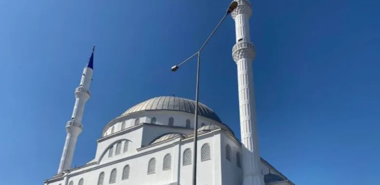Aydın’da sahibinden kiralık cami ilanı: Cemaat tepki gösterdi!