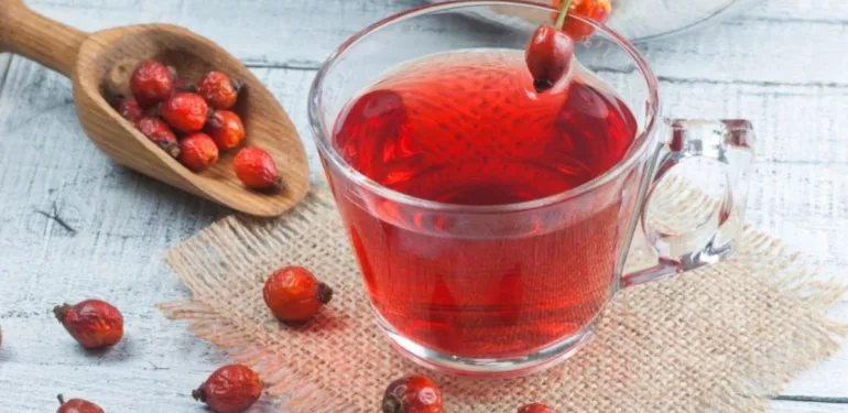 Kuşburnu çayı nasıl yapılır, faydaları nedir? Kuşburnu çayı nasıl demlenir, zayıflatır mı?