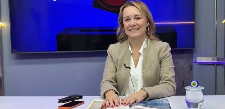 Nilüfer Çınarlı Mutlu kimdir, nerelidir, eşi kim? CHP Konak Belediye Başkan Adayı kimdir?