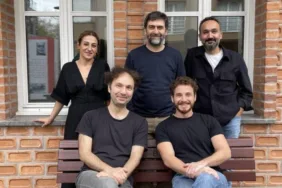 öteki tiyatro oyunu