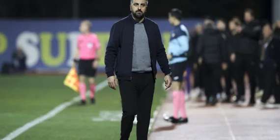 Sinan Kaloğlu’ndan zemin açıklaması: ‘Futbola elverişli bir saha…’