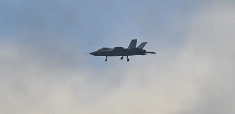 Özgür Özel, TUSAŞ’ı ziyaret etti: “KAAN kendi motoruyla uçacak”