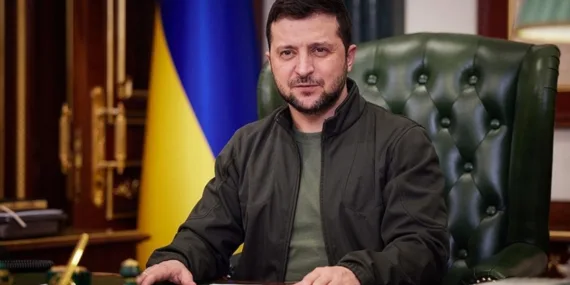 Zelenskiy’den Trump’a takdir sözleri: “küresel ilişkilerde ‘güç yoluyla barış’ yaklaşımına bağlılığını takdir ediyorum”