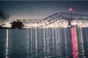 ABD'de felaket Gemi çarptı, köprü çöktü