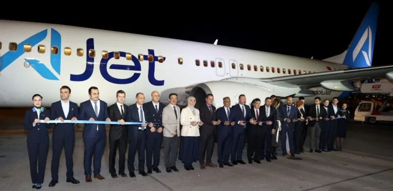 AJet'in ilk tanıtım uçuşu Ankara'dan İstanbul'a yapıldı