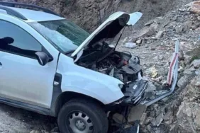 Artvin'de gazeteciler kaza yaptı Tolga Gül yaşamını yitirdi, Fatih Tüysüz ağır yaralı