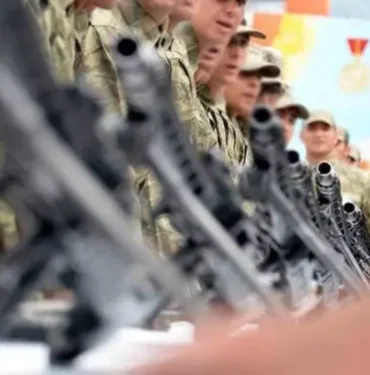Bedelli askerlik Meclis'in gündeminde! Kışla şartı kalkıyor mu Milli Savunma Bakanı Güler yanıtladı...