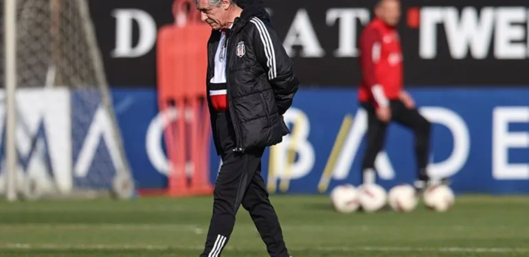 Beşiktaş'ın savunmasında Fernando Santos farkı!