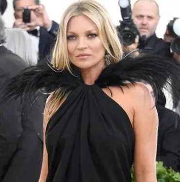 Böyle benzerlik görülmedi! Görenler Kate Moss sandı