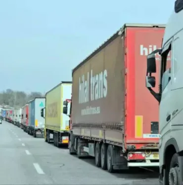 Bulgaristan, Schengen nedeniyle kontrolleri sıkılaştırdı; 10 kilometrelik TIR kuyruğu oluştu!