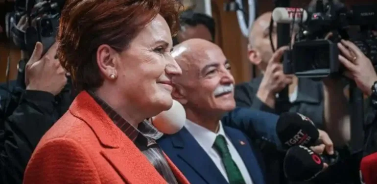 CHP'den İYİ Parti'ye geçmişti... Adaylığı düşürülen Hüseyin Bayındır kimdir