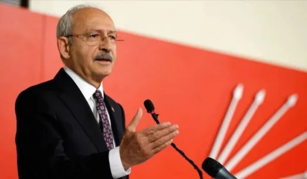 CHP'nin eski lideri Kılıçdaroğlu'ndan açıklama 'Umudu Serpen CHP Var Olsun!'