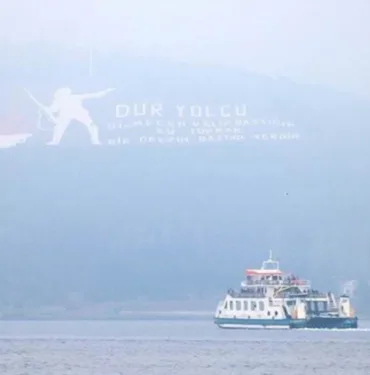 Çanakkale Boğazı'nda sis etkisini sürdürüyor! Görüş mesafesi düştü