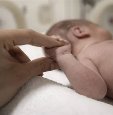 Doğum oranlarında hızlı düşüş Gelecekteki nüfus tahminleri değişiyor