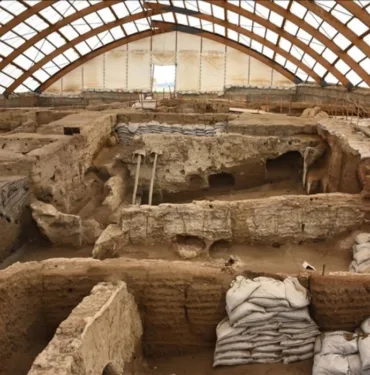 Dünyada bir ilk Çatalhöyük'te 8 bin 600 Yıllık Ekmek keşfi!