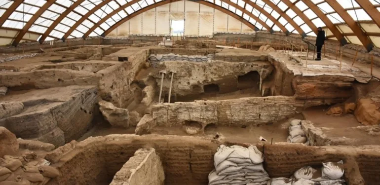 Dünyada bir ilk Çatalhöyük'te 8 bin 600 Yıllık Ekmek keşfi!