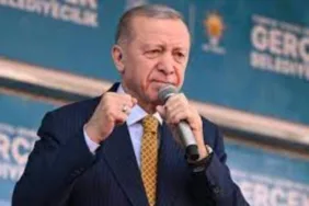 Erdoğan kürsüde konuşurken ‘Şeriat istiyoruz’ sloganı atıldı