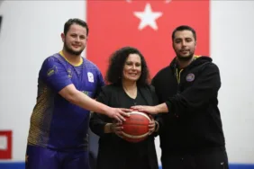 Ev hanımı başkanlık koltuğunda! Kulübü 2. Lig için mücadele veriyor...