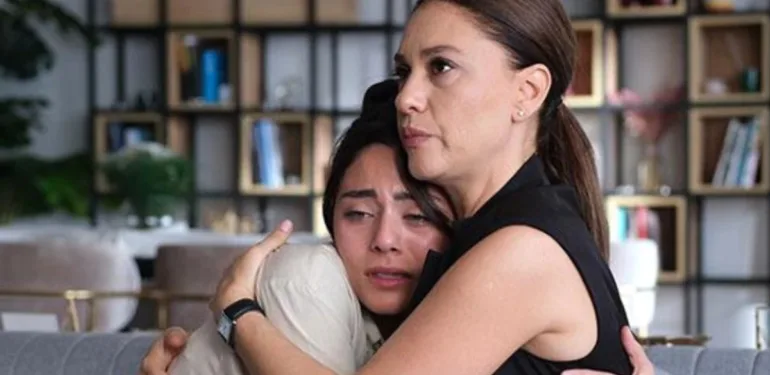 Evrim Alasya rol arkadaşına gönderme mi yaptı Sıla Türkoğlu estetik yanıtıyla gündemde!