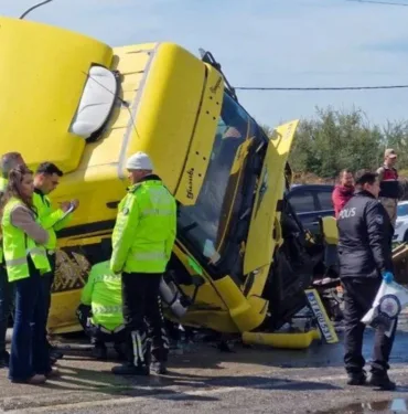 Hatay'da otomobil ile tır çarpıştı! 6ölü
