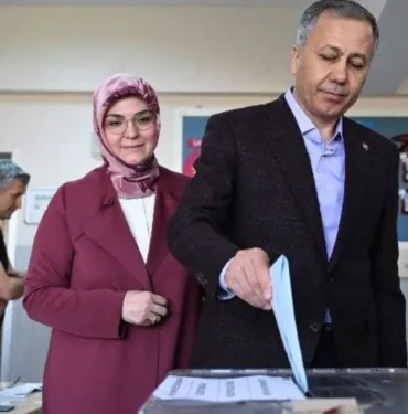 İçişleri Bakanı Ali Yerlikaya, oy kullandı!
