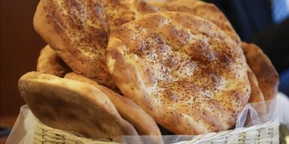 İmamoğlu, Halk Ekmek’te satılacak Ramazan pide fiyatını duyurdu…