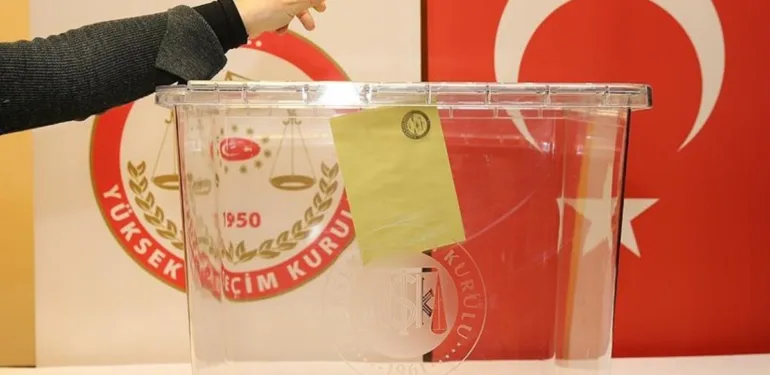 İstanbul'un oy pusulası belli oldu işte isimler...
