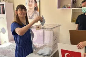 Karabük'te 'Dünyanın en uzun boylu kadını' oyunu kullandı