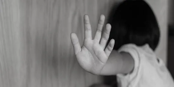 Kardeşini taciz eden ağabeye verilen cezada iyi hal indirimi!