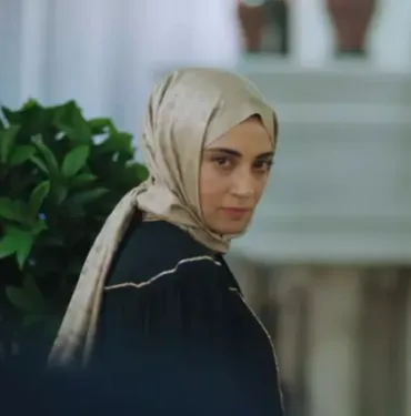 Kızılcık Şerbeti'nin Nursema'sı Ceren Karakoç'tan samimi açıklamalar