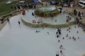 Maden suyu kazısında bulundu15 yıldır durmadan akıyor
