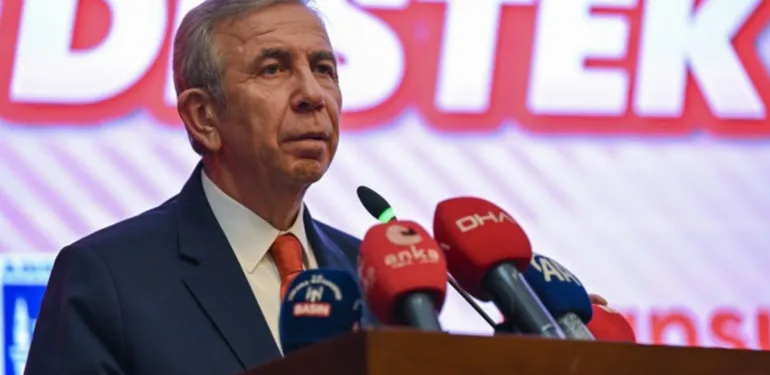 Ankara’da dikkat çeken buluşma: Mansur Yavaş, Müsavat Dervişoğlu’nu ziyaret etti!