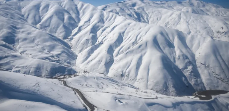 Meteorolojiden kritik uyarı! Çığ riski olan bölgeleri açıkladı