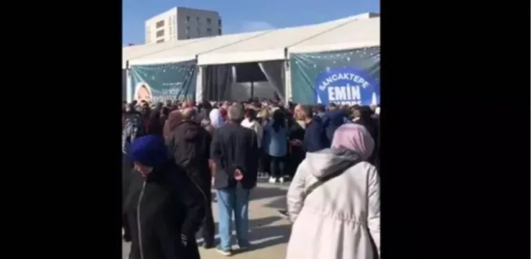 Sancaktepe'de 'seçim rüşveti' iddiası AKP'li başkandan oy karşılığı 'alışveriş kartı'