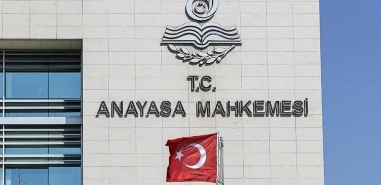 Süresiz nafaka kalkacak mı? Anayasa Mahkemesi görüşecek
