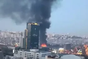 Son dakika... Küçükçekmece'de yangın! Dumanlar 3 ilçeden görülüyor
