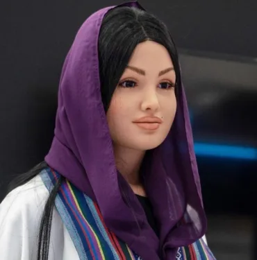 Suudi Arabistan'da ilginç yasak Robot Sara'nın konuşma alanı daraltıldı!