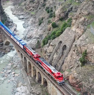 Tarih ve doğa iç içe... Karaelmas Ekspresi tanıtım turunu tamamladı
