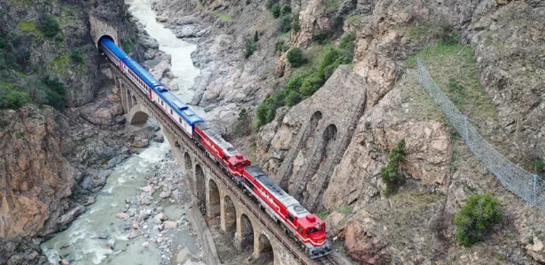 Tarih ve doğa iç içe... Karaelmas Ekspresi tanıtım turunu tamamladı