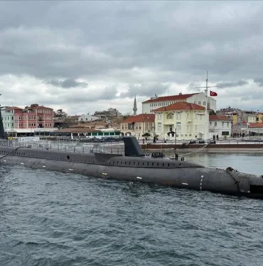 Türkiye'nin ilk denizaltı müzesi 'TCG Uluçalireis' kapılarını ziyaretçilerine açıyor