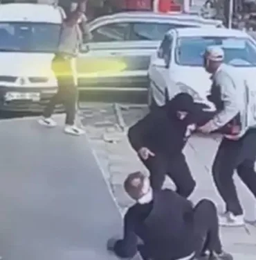 Tuzla'da gasp teşebbüste kaldı; çantayı alamadılar havaya ateş açıp kaçtıla